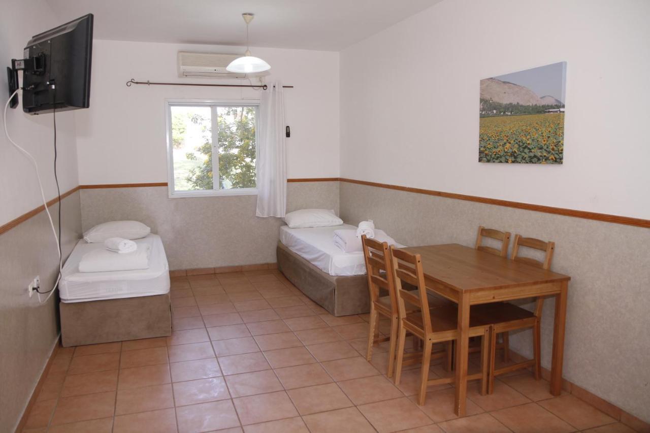 Kibbutz Beit Alfa Guest House Bet Alfa Exterior foto